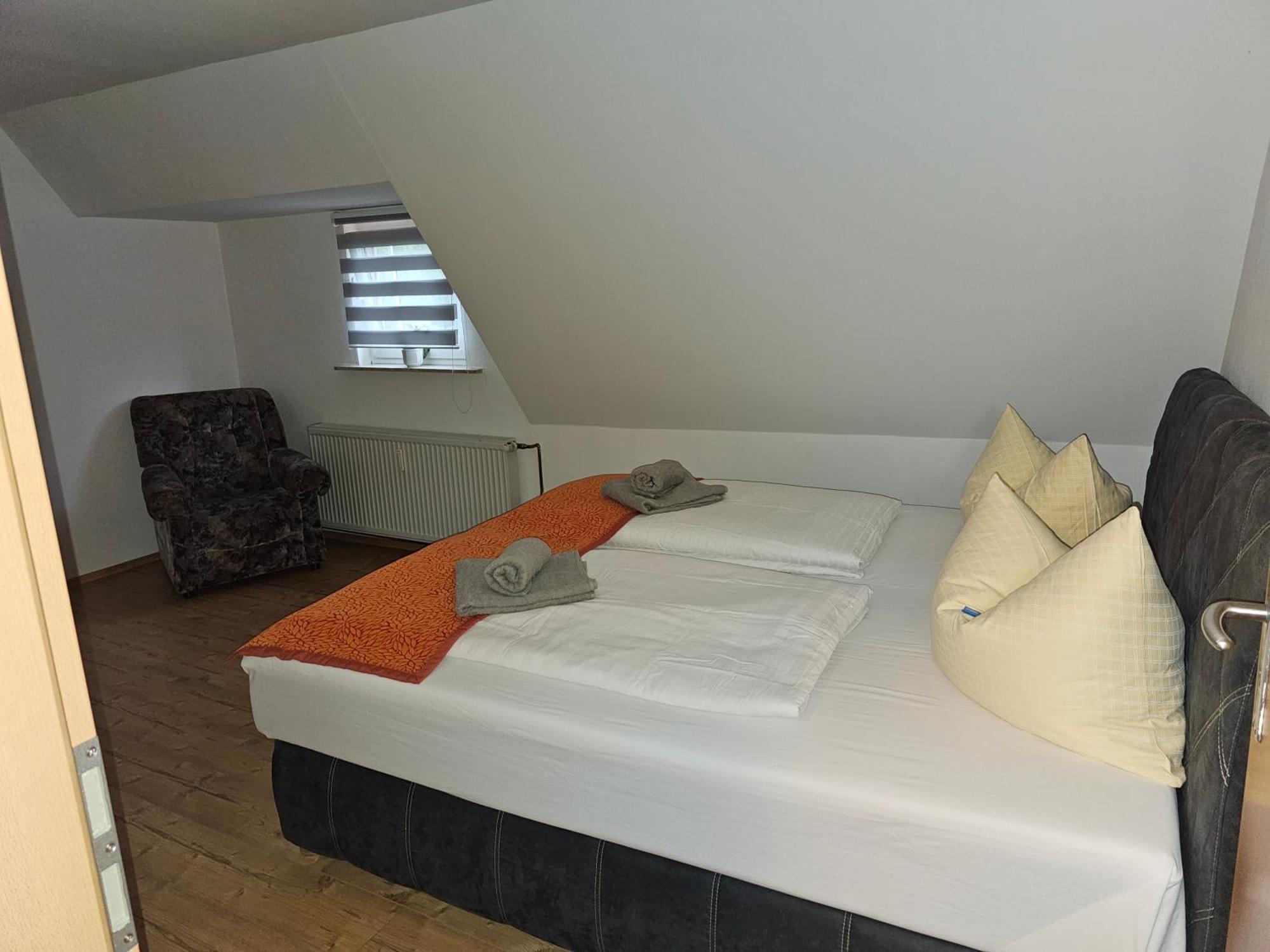 Ferienwohnung Peter Rudolstadt Esterno foto